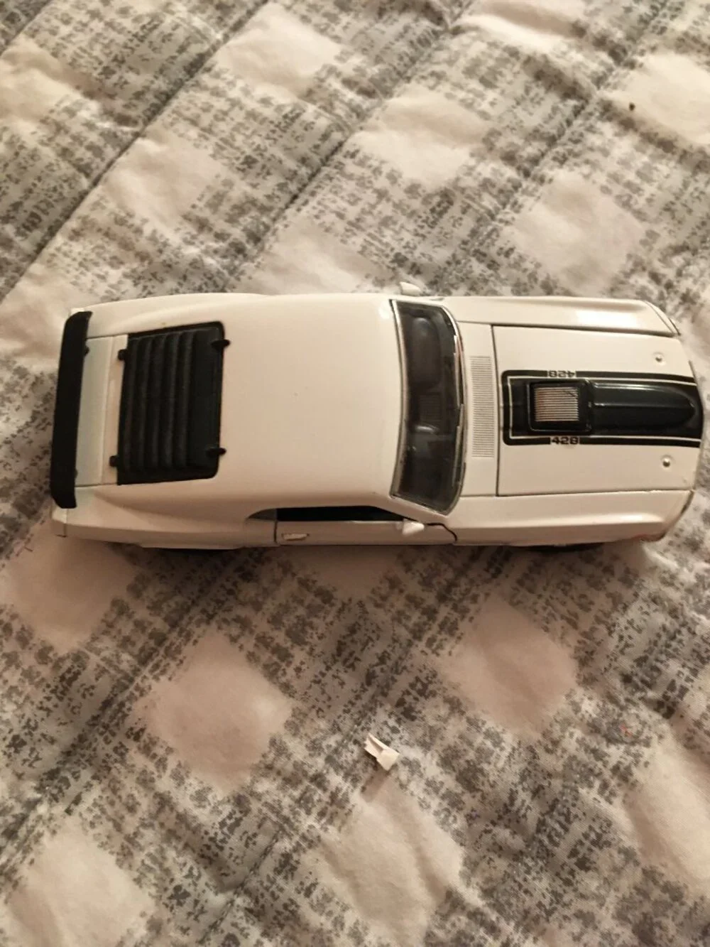Metal Toy Mustang With Read Wind Up Wheels